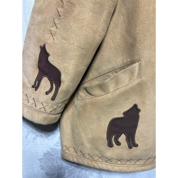 Vintage Faux Suede Jacket Large Tan Embroidered Howling Wolves Coldwater Creek - Picture 2 of 11